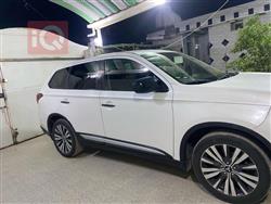 ميتسوبيشي اوتلاندر